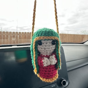 Virgen de Guadalupe Car Hanger | Rearview Mirror Crochet Virgencita Protection Hanging Decoration | Handmade Virgin Mary Car Figurine