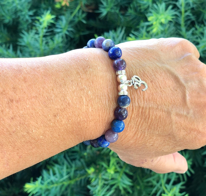 Amethyst Lapis lazuli gemstone bracelet, Boho jewelry Chakra bracelet, Third eye chakra mala bracelet, Meditation yoga jewelry