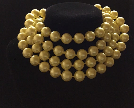 clip on Vintage Hong Kong 1950s Light and Dark Blue Faux Pearl single strand necklace with matching dangledrop earrings Vintage necklace.