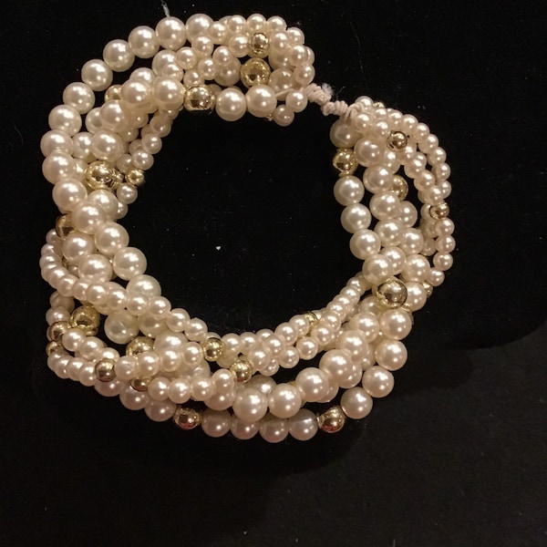 Vintage Faux Pearl Cream Lustre Silvr bead intertwined bracelet, Faux Pearl stretch bracelet, Vintage faux Pearl stretch bracelet 2-3".