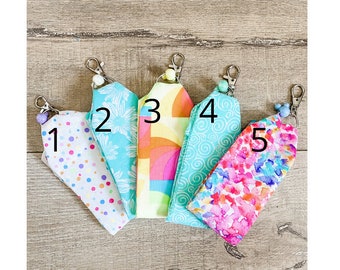 Disney Ear Holder, Mickey Mouse keychain, Mouse headband clip, Disney backpack keyring, Theme park ears, Mouse Ears, Girl gift, Snack Ears