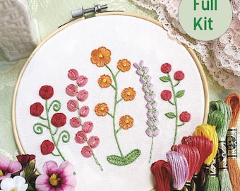 Beginner Three Dimensional Embroidery Kit, Blooming Flowers Kit, Modern Embroidery Pattern, Floral Embroidery