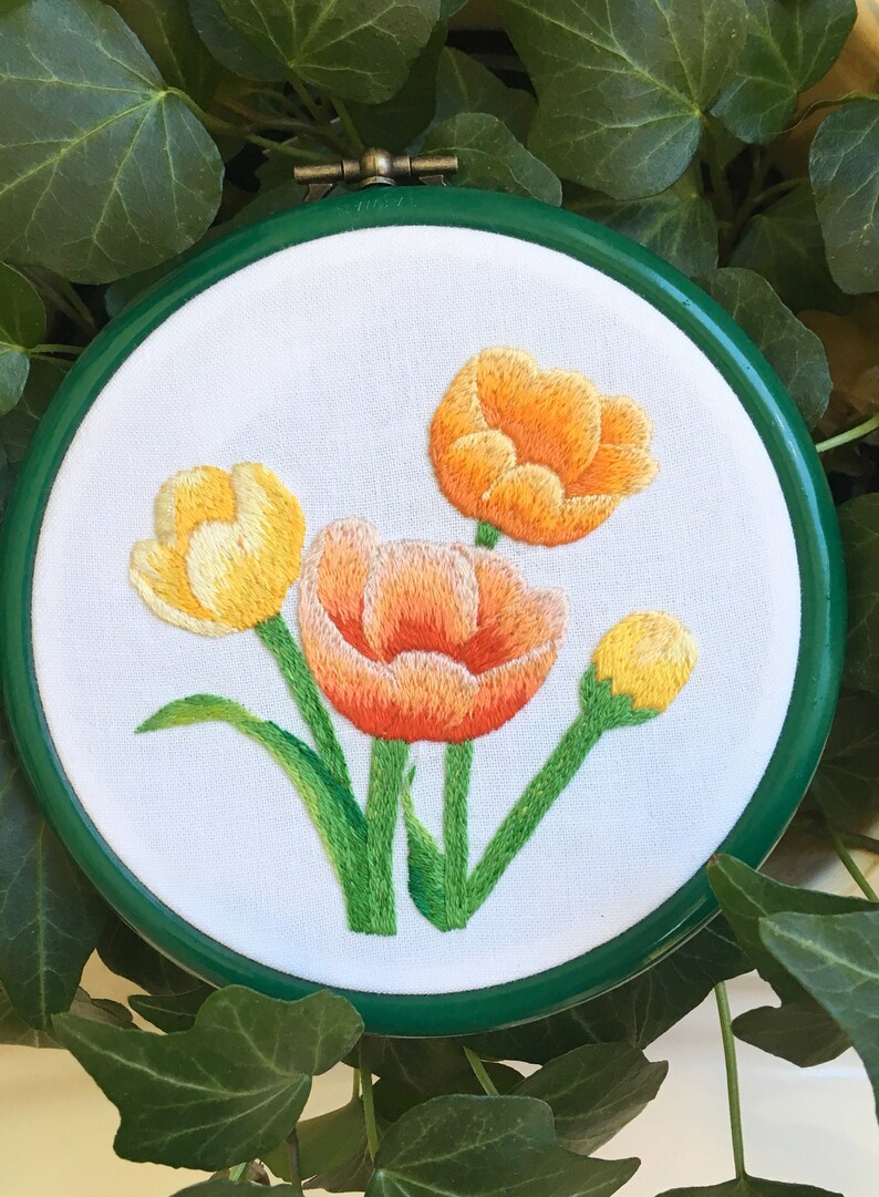 Tulip Hand Embroidery Embroidered Spring Summer Flowers Etsy