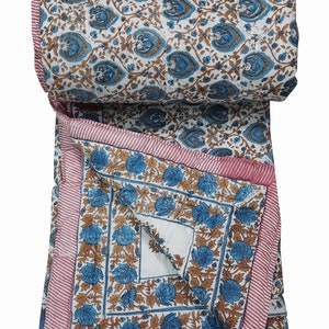 Floral Print Cotton Quilt: Reversible Color Block Bedspread