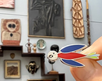 Tucker Parrot pin