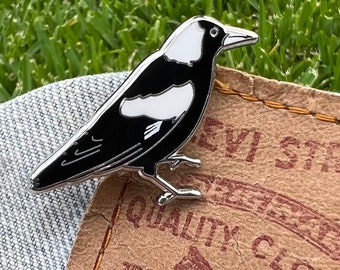 Magpie pin