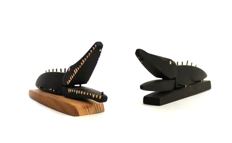 ECO- friendly gift Wooden Crocodile figurine table decor hand carved modern sculpture collectable toy sculptures Gift idea wood art
