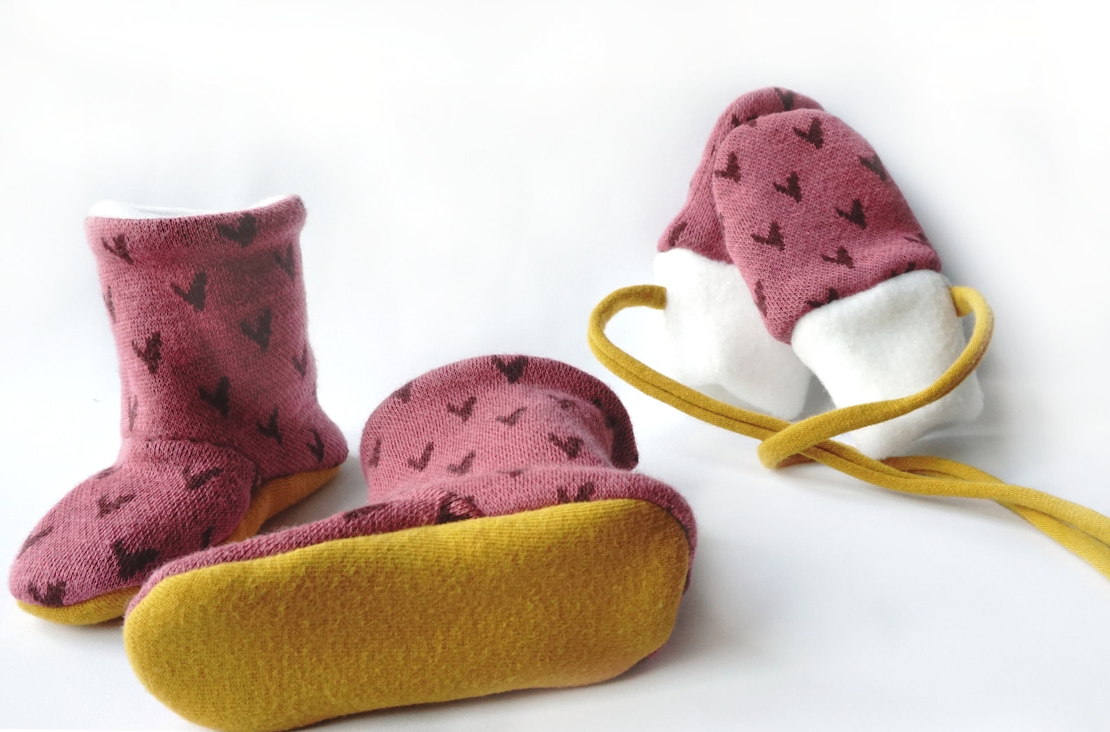 ballet shoe mittens bell hot /mitaine baby child / boy girl / organic cotton/small grizzly /shower birth gift