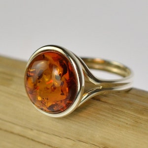 Round Baltic Amber Ring, Genuine Amber, Small Amber Ring, Cognac Amber Ring, Natural Stone Ring, Sterling Silver 925 Ring, Adjustable Ring