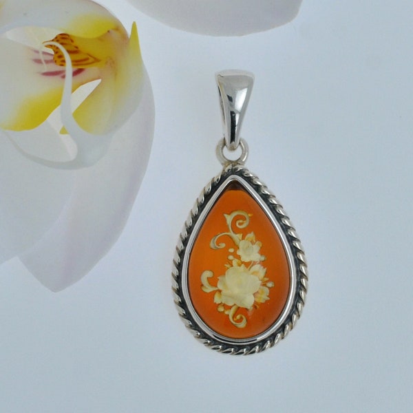 Rose Carved Amber Pendant, Small Amber Pendant, Cognac Amber Pendant, Rose Camea, Carved Gemstone Pendant, Stone and Silver Pendant