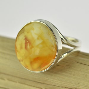 Unique Yellow Baltic Amber Ring, Baltic Amber, Natural Amber, Yellow Amber, White Amber, Sterling Silver Ring, Round Ring, Adjustable Ring