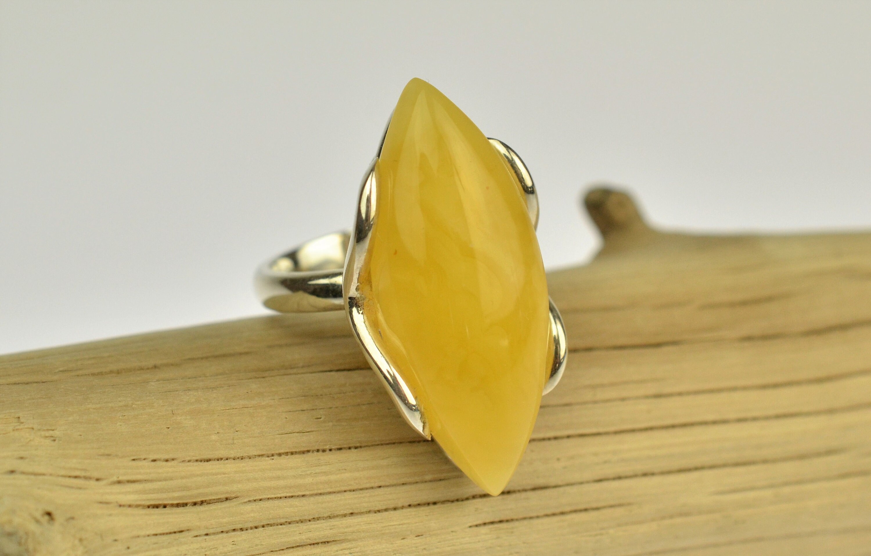Bague ambre jaune new arrivals