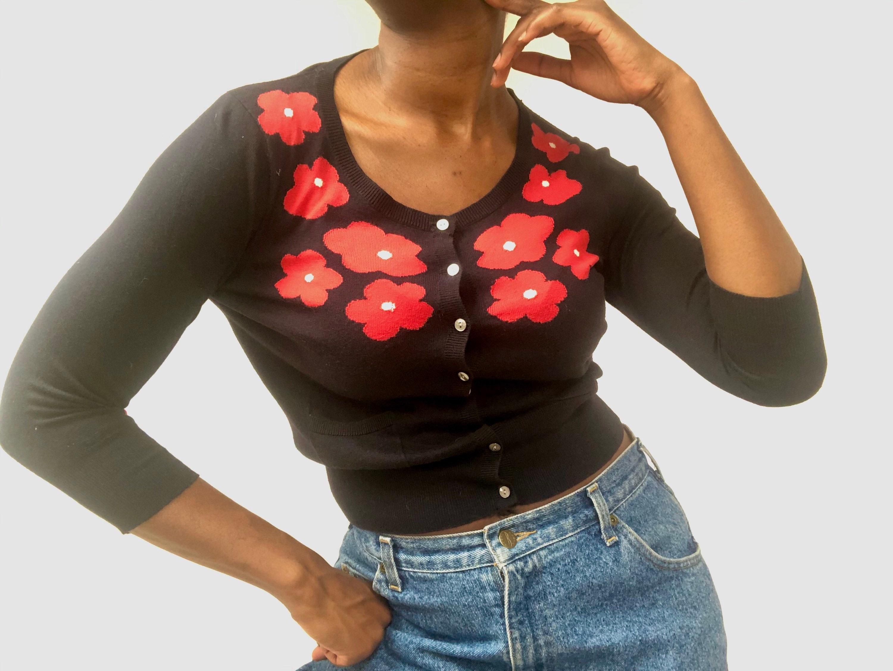 Image of Black Red Silk Cotton Cashmere Cute Floral Cardigan, Uk Eu Us, Hobbs Quality Warm Cosy Sweater For Winter, Midi Sleeve Cardi