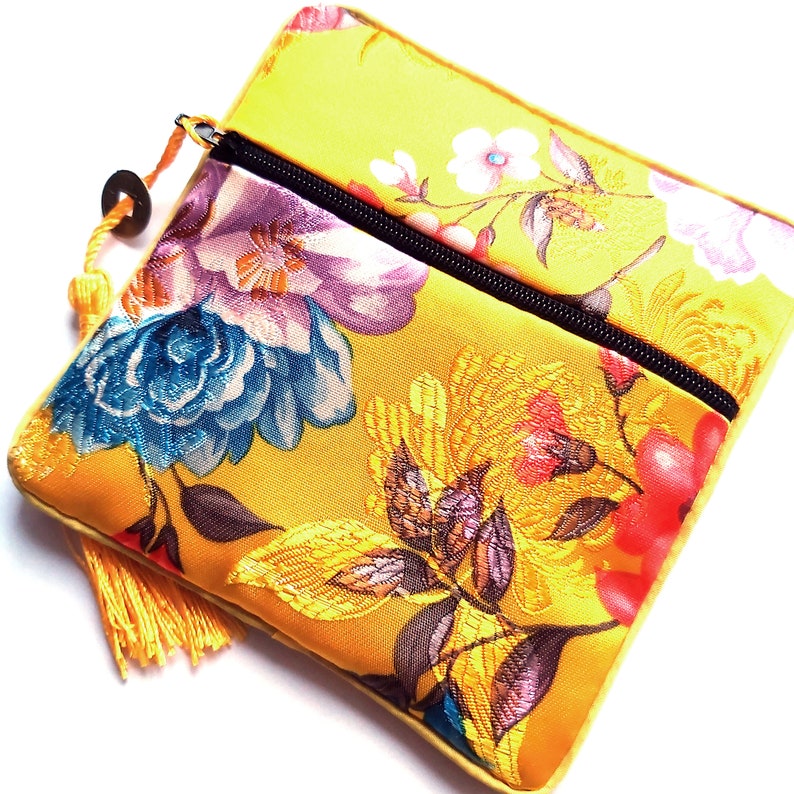 wedding favours Supply gift bags Vibrant Yellow Floral Pattern Pouch Gift bags Jewelry Storage lined Silk Embroidered Zip Pouch