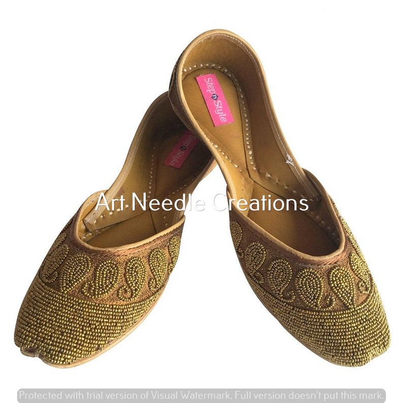 Jutti indian shoes flat shoes khussa shoes mojari saree jooti flip flop beaded sandals