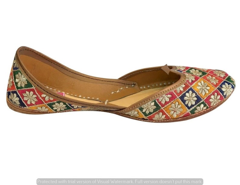 flat sandals for saree