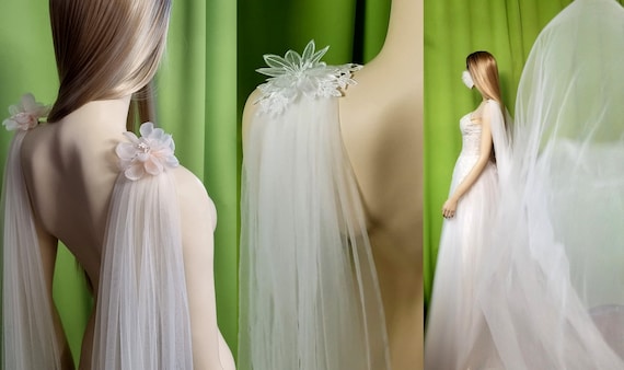 Braut Schleier 3D Blüte Spitze exklusiv Schultercape maßgefertig  Wasserfall-Hochzeit-Cape V-Schulter Umhang drapiert traumhaft märchenhaft