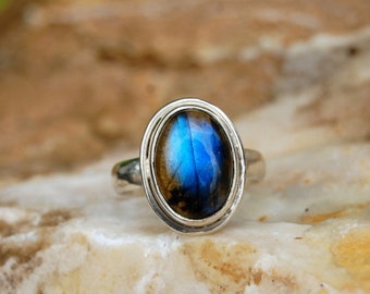Blue Labradorite Ring, Beautiful Labradorite Ring, 925 Sterling Silver Ring, Handmade Ring, February Birthstone Ring, Gift for Her