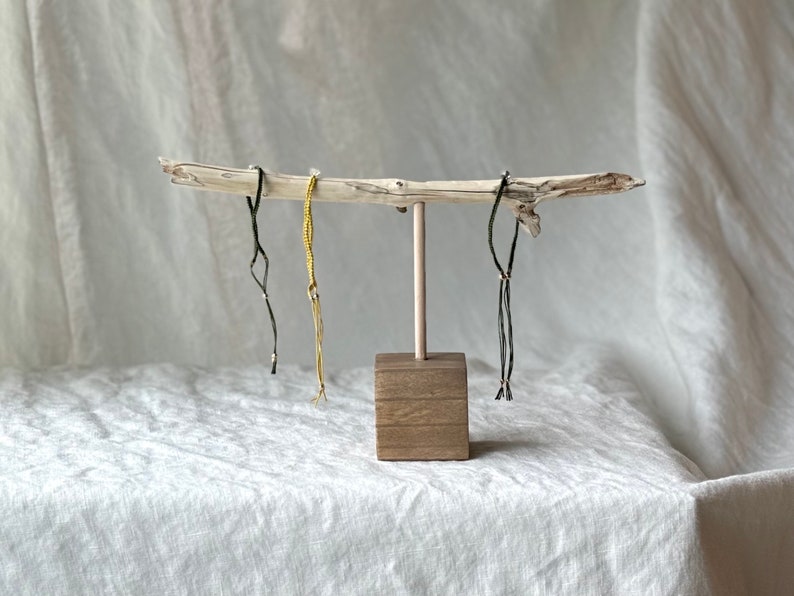 Petite Driftwood Display image 4