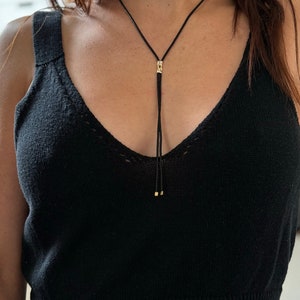 Beaded Bolo Necklace - black & ivory