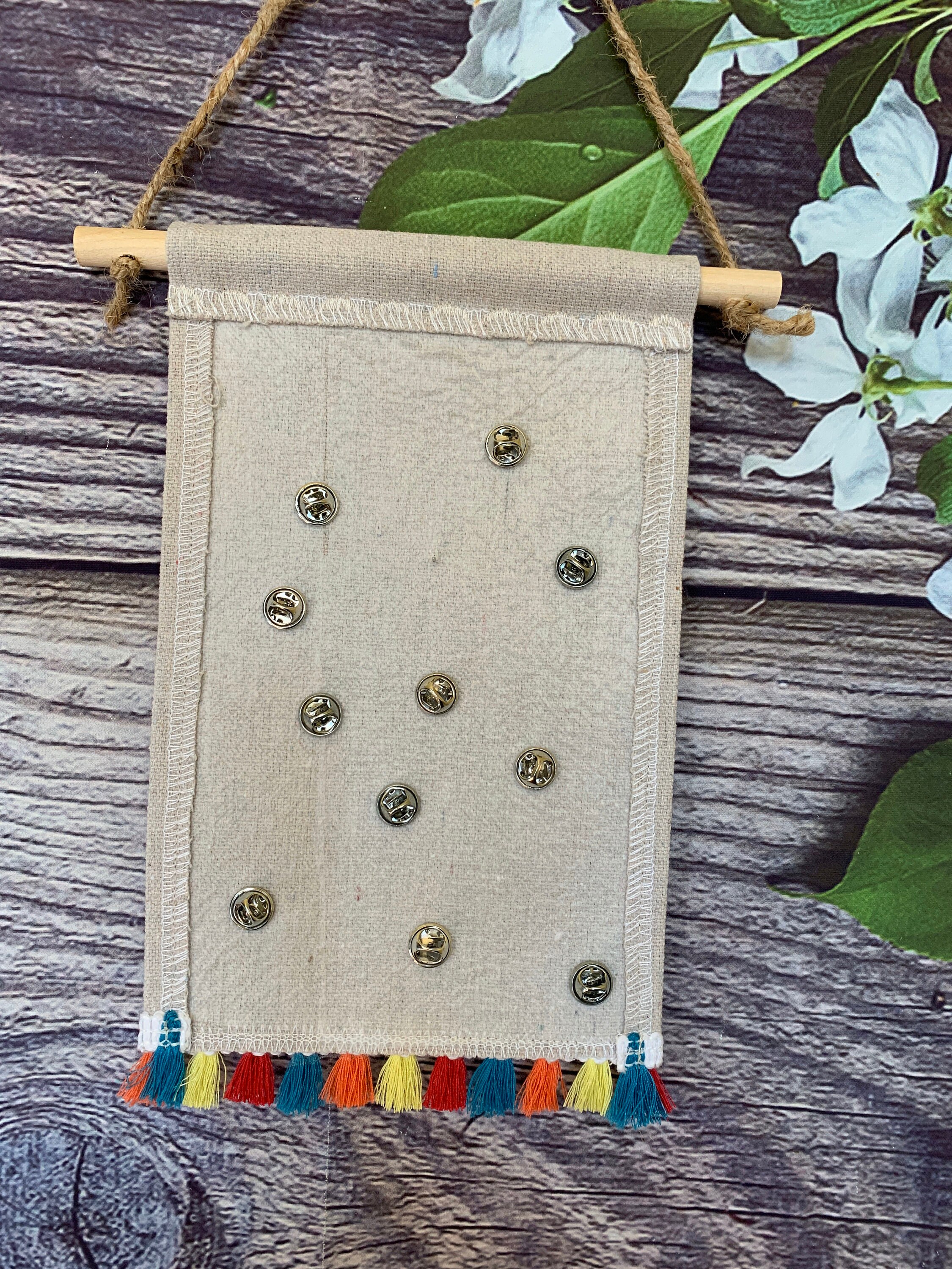 Tall Blank Canvas Banner With Beautiful Ribbon Trim Tassels / Pin