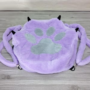 Sac à dos en fausse fourrure Paw - Violet et gris, sac pour enfant doux et élégant