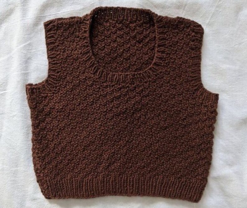 H\u00e5ndstrikket vest \u2022 1 \u00e5r
