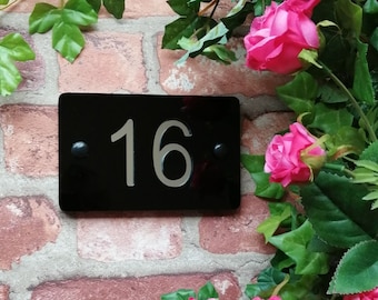 Small Modern Acrylic House Number Sign (Size A6) with Embedded Mirror in Black Gloss (Fits One or Two Digits only)