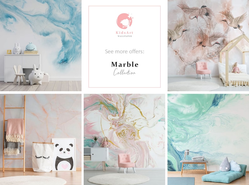 Puede incluir: Un collage de im&aacute;genes que muestran diferentes dise&ntilde;os de papel tapiz con efecto m&aacute;rmol. Los dise&ntilde;os presentan patrones en espiral en tonos azules, rosas y verdes. Las im&aacute;genes tambi&eacute;n incluyen varios muebles y decoraci&oacute;n para ni&ntilde;os, como una escalera, una impresi&oacute;n de oso panda y un sill&oacute;n peque&ntilde;o.