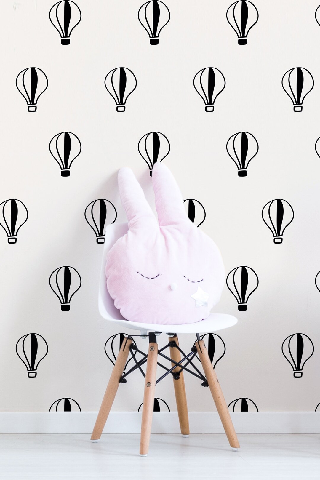 Minimalistic Nursery Wallpaper With Hot Air Balloons, Peel and Stick