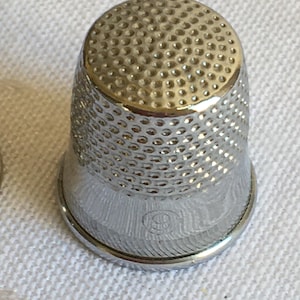 Vintage Size 9 Silver Tone Sewing Thimble. Great Sewing Thimble to Protect Your Finger While Stitching.