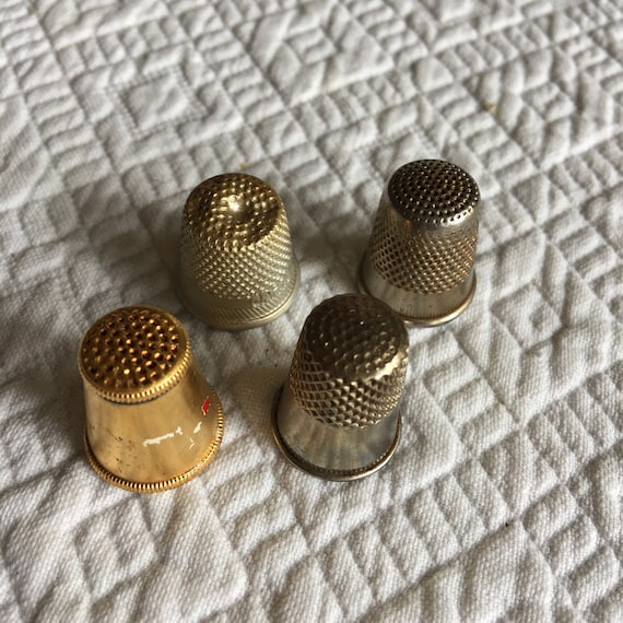 Vintage Thimbles. A Selection of Spanish and Italian Thimbles Size 7 and 8.  All Four Thimbles for the Price. Good for Sewing and Collecting. 