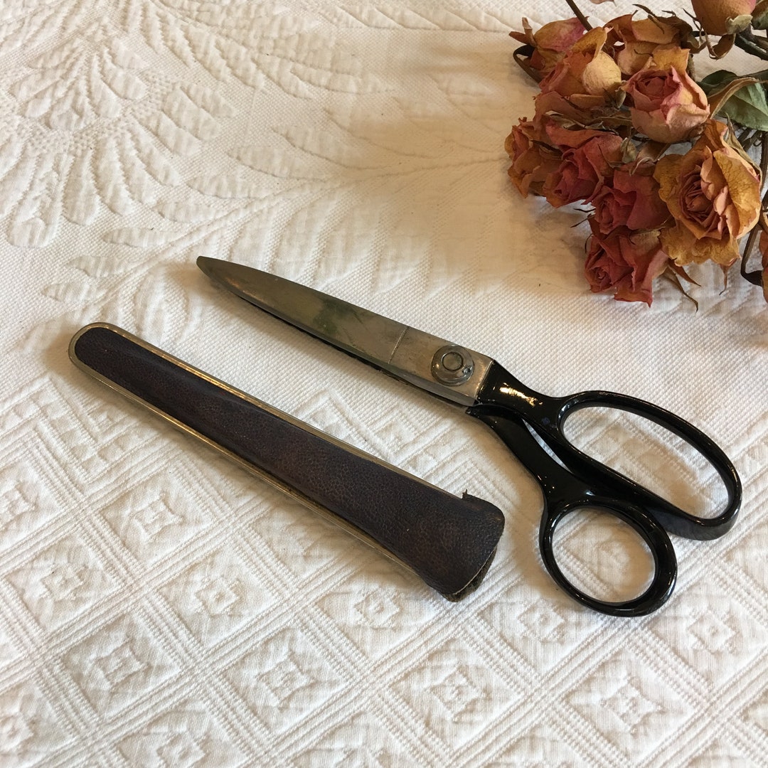 Vintage Wiss Pinking Shears in Their Own Leather Metal Edge Etsy