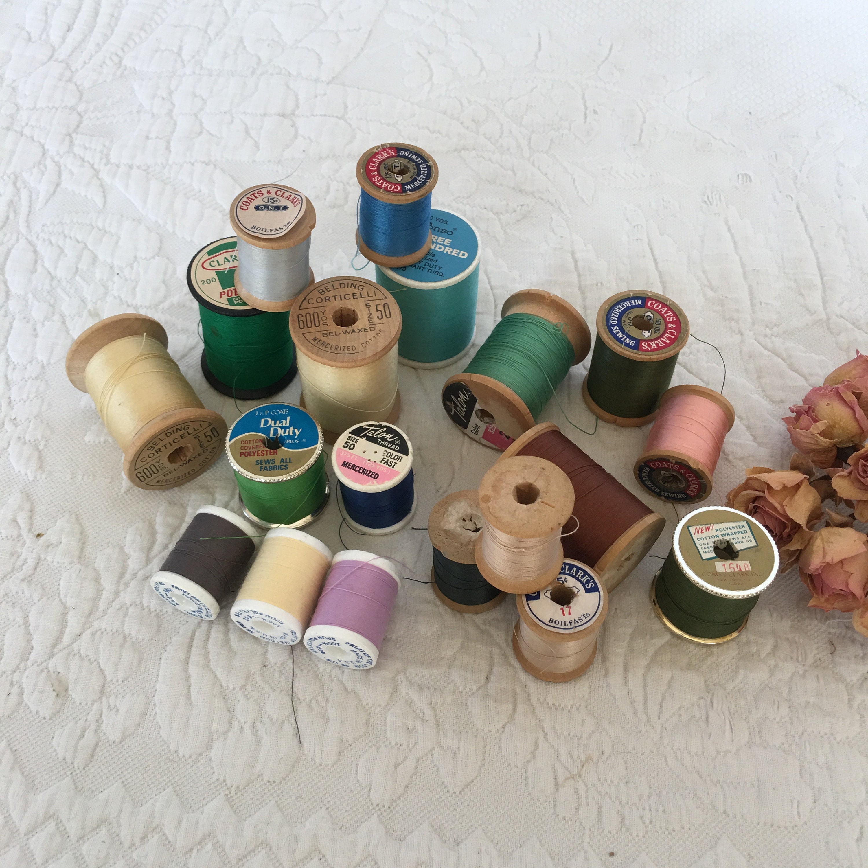 Vintage Lot of 4 Coats & Clark Boilfast Sewing Thread-Wooden Spools