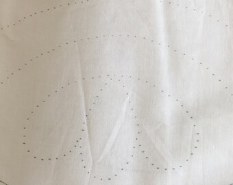 Scalloped Cotton Quilt Border Fabric: Embroidery Designs, 196" Long. 4 7/8" Wide Design.