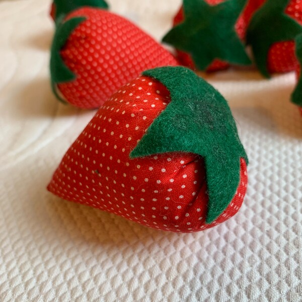 Vintage Strawberry Pin Cushion. Red Cotton w/ Tiny White Dots Plus Green Felt Leaves. Use in Sewing Box to Hold Pins and Needles. Charming.