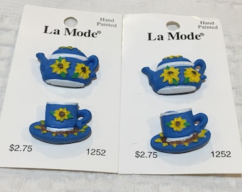 Vintage Clothing or Crafting Buttons for the Lady. Hand Painted Teacup and Teapot with Sunflowers or 1/2" Rose on White Buttons.