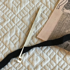 Bodkin for Insertion of Cord, Ribbon, Elastic or Cording. Sewing Notion to Help Insert in Fabric Channels.  Needle Shaped Bodkin.