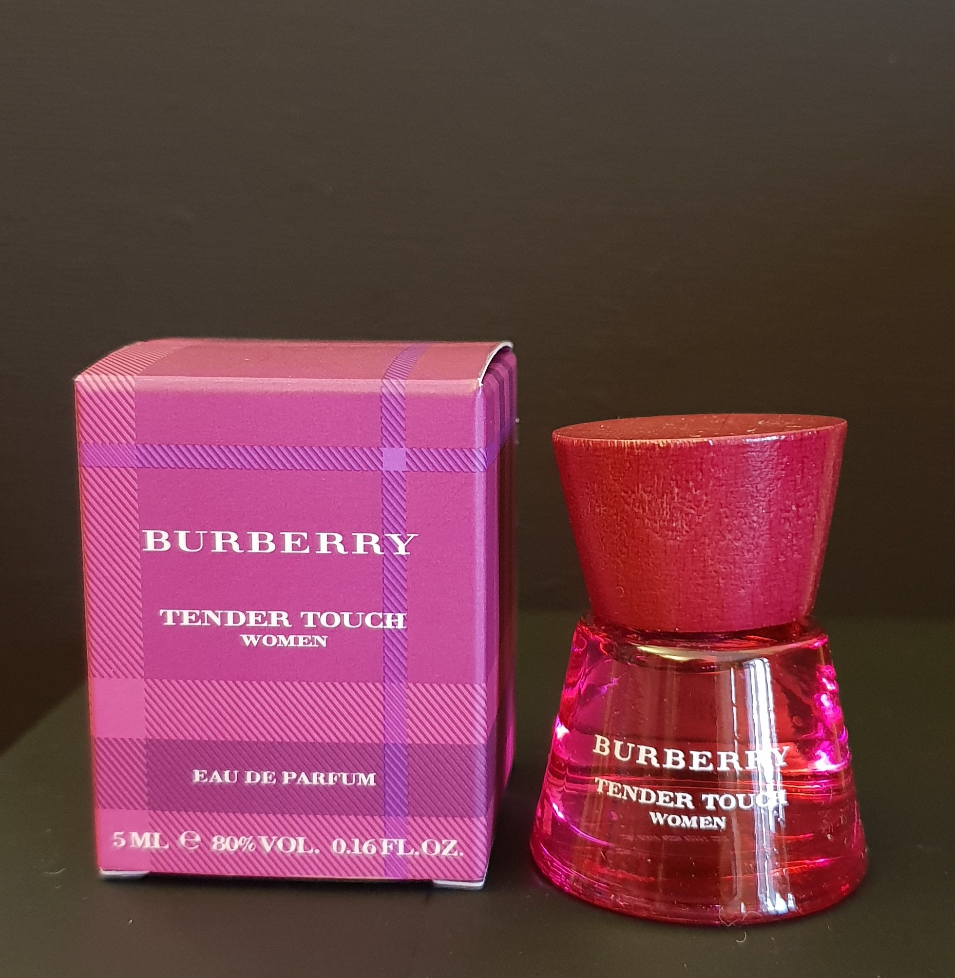 burberry 5ml zip