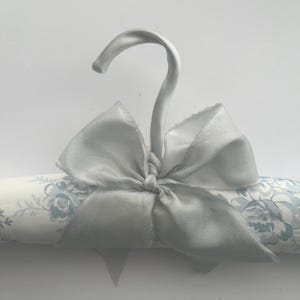 Liberty cotton blue and white rosy adult coat hanger
