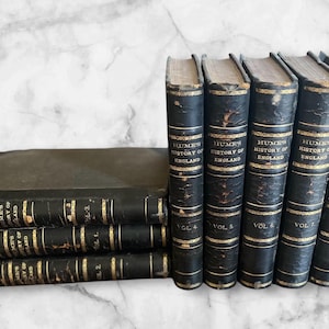 Antique Set Of Books, 1826 Hume&#39;s History Of England, Complete Set 8 Volumes, By William Pickering, London, Talboys & Wheeler, Oxford