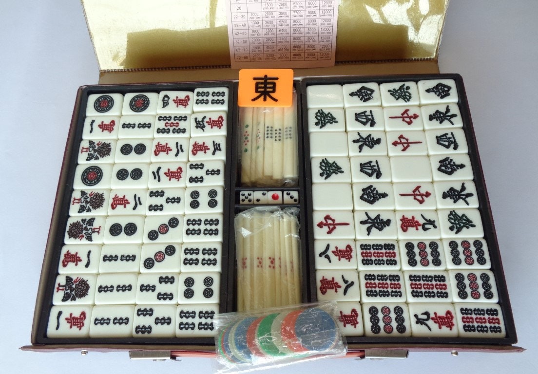 Riichi Mahjong Set 