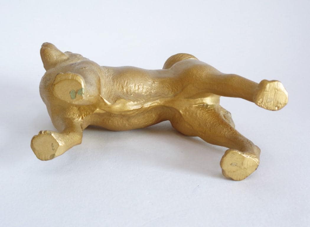ヴィンテージ日本の南部鉄器鋳鉄秋田犬の彫刻 - Etsy 日本