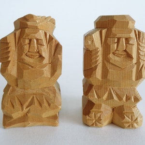 Daikoku and Ebisu Wood carved figurines pair/Vintage Japanese Daikoku & Ebisu Gods Wooden statuettes #S5738