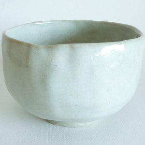 割れ茶わん　磁器　わび　さび 現在、この商品の在庫はありません - Etsy