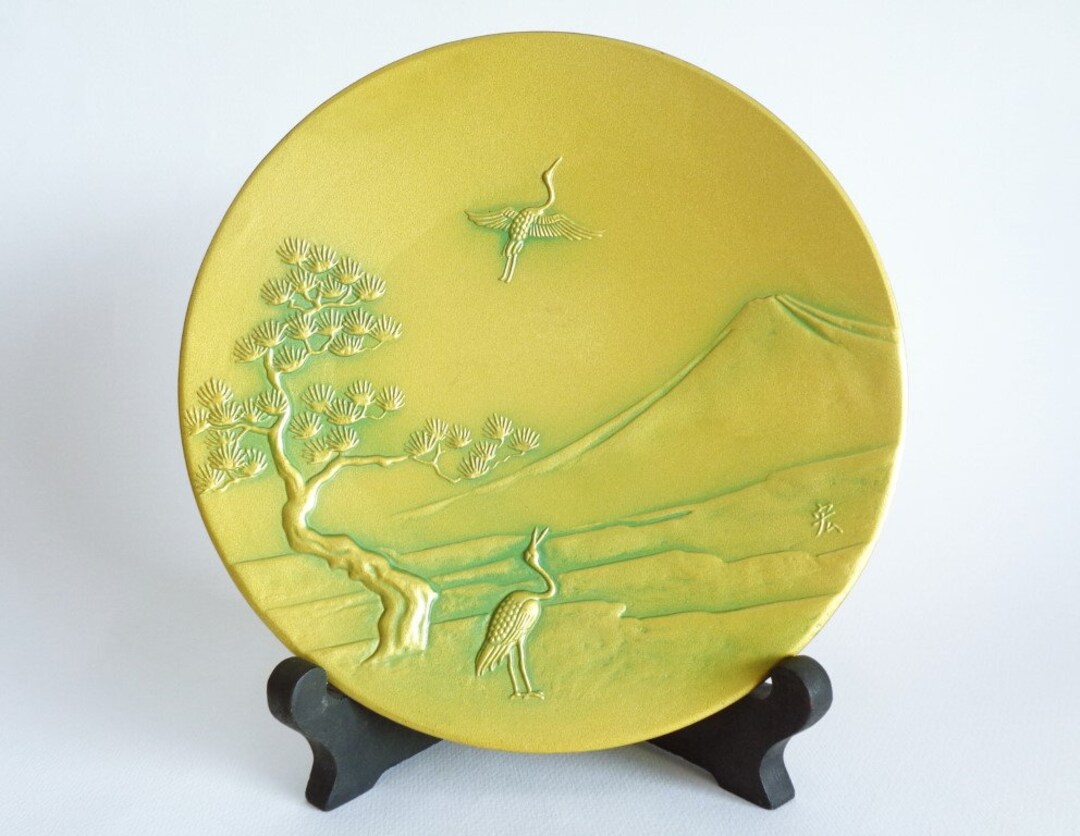 S6941 Japanese Decorative Plate,embossed Round Cast Mixed Metal Plate