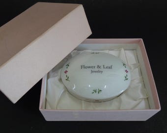 Porcelain jewelry box Reika Art Des Anges,Vintage. unused, Boxed  #8503