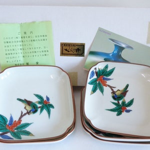 KUTANI Porcelain Plates set 5, Japanese Kutani-yaki Hand painted Superb Studio porcelain dishes, marked ,boxed #S4707