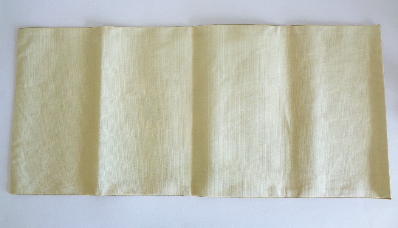 タペストリーのセンターピース、日本のハンドメイドアートテキスタイル