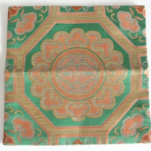 Kobukusa Japanese tea ceremony silk cloth sewed by hand with attractive design.Vintage,can have some&quot;DIRT&quot;or STAINS.Made in Japan #S6784